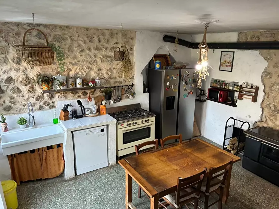 Immagine 5 di Porzione di casa in vendita  a Casole D'elsa