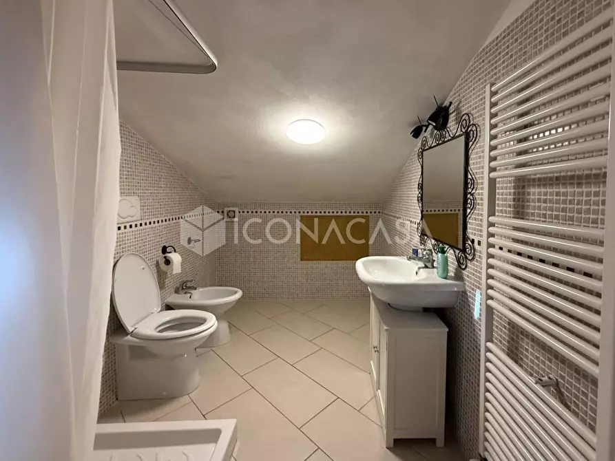 Immagine 29 di Appartamento in vendita  a Pontedera