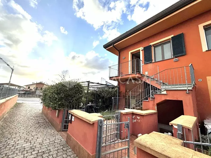 Immagine 6 di Appartamento in vendita  a Pontedera