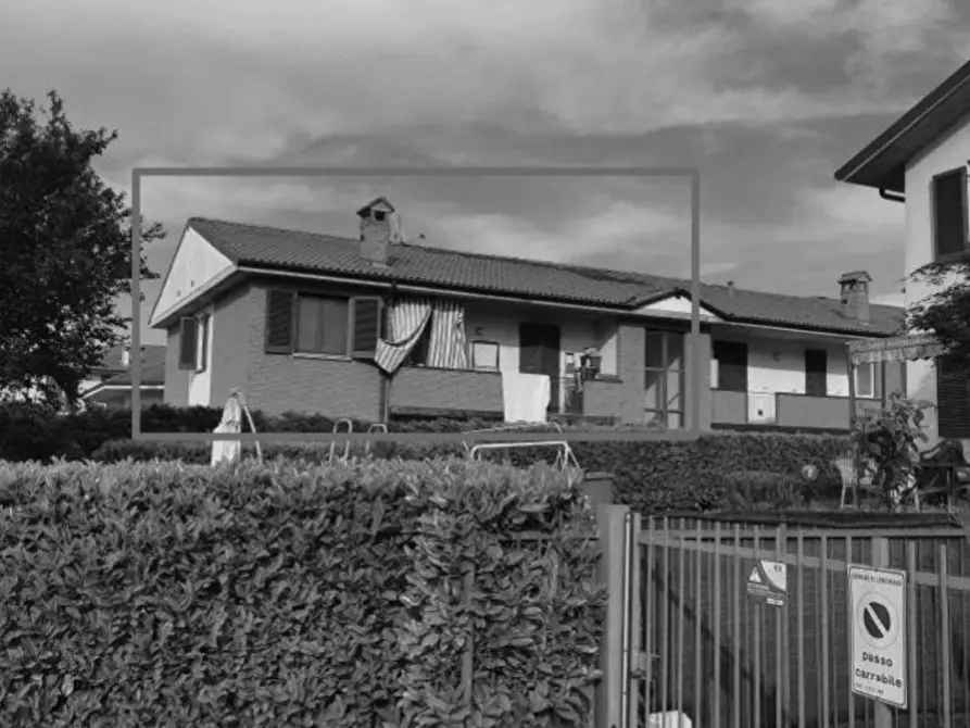 Immagine 1 di Appartamento in vendita  a Lardirago