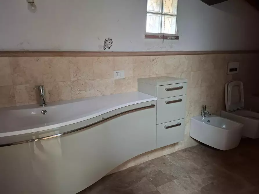 Immagine 16 di Rustico / casale in vendita  a Manciano