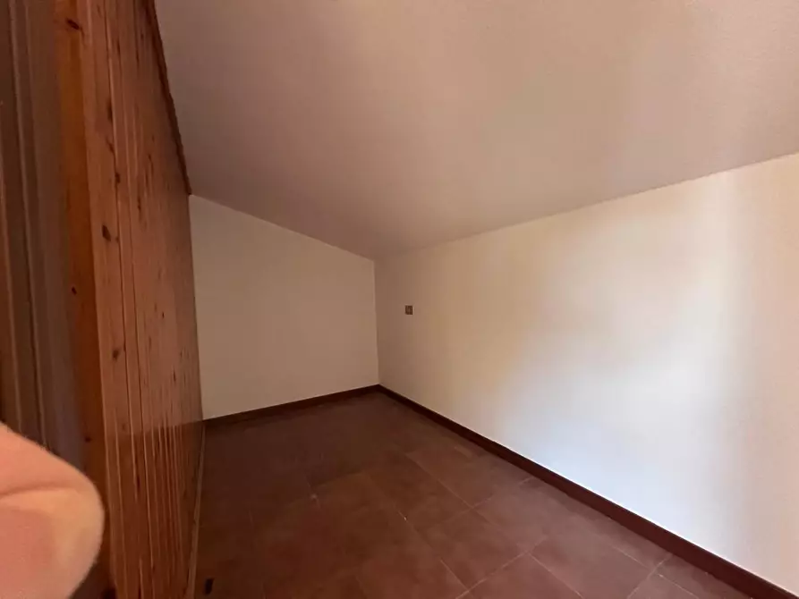 Immagine 22 di Casa bifamiliare in vendita  a Pisa