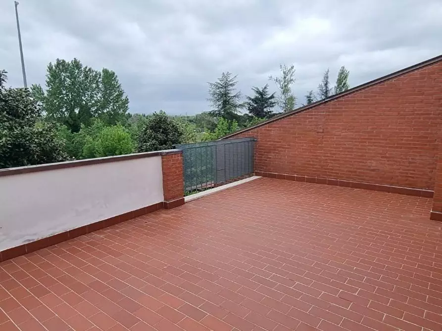 Immagine 13 di Casa bifamiliare in vendita  a Pisa