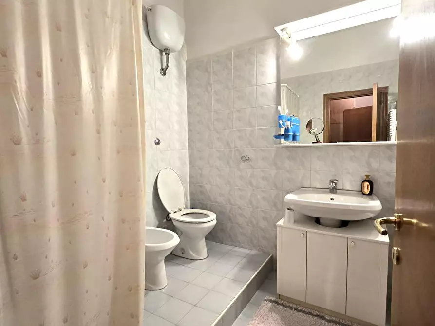 Immagine 17 di Appartamento in vendita  a Colle Di Val D'elsa