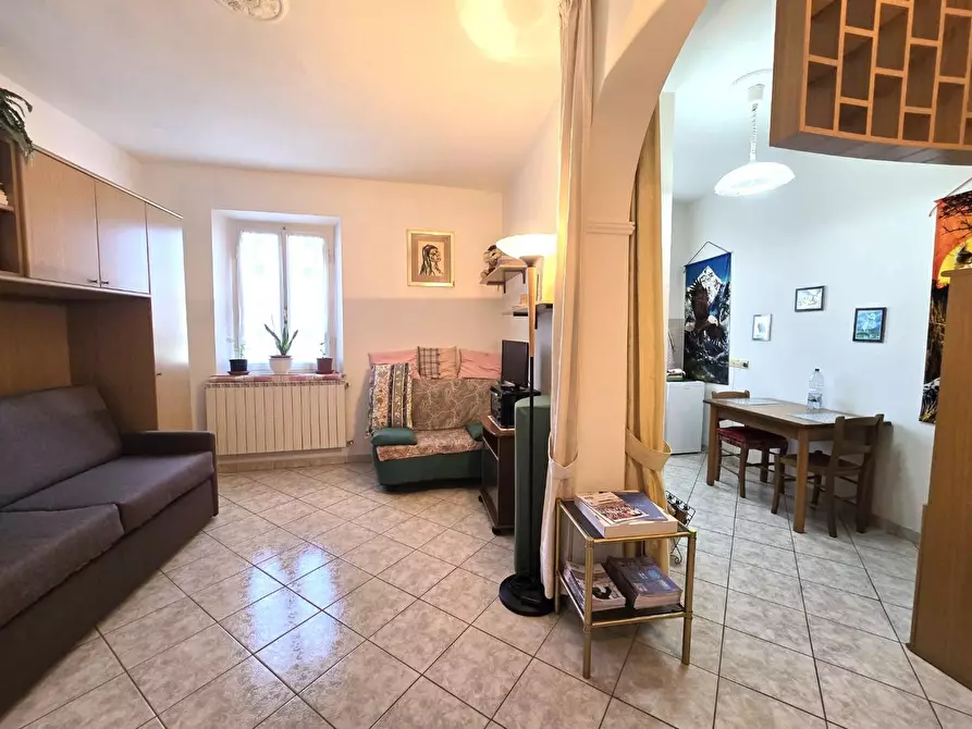 Immagine 5 di Appartamento in vendita  a Colle Di Val D'elsa