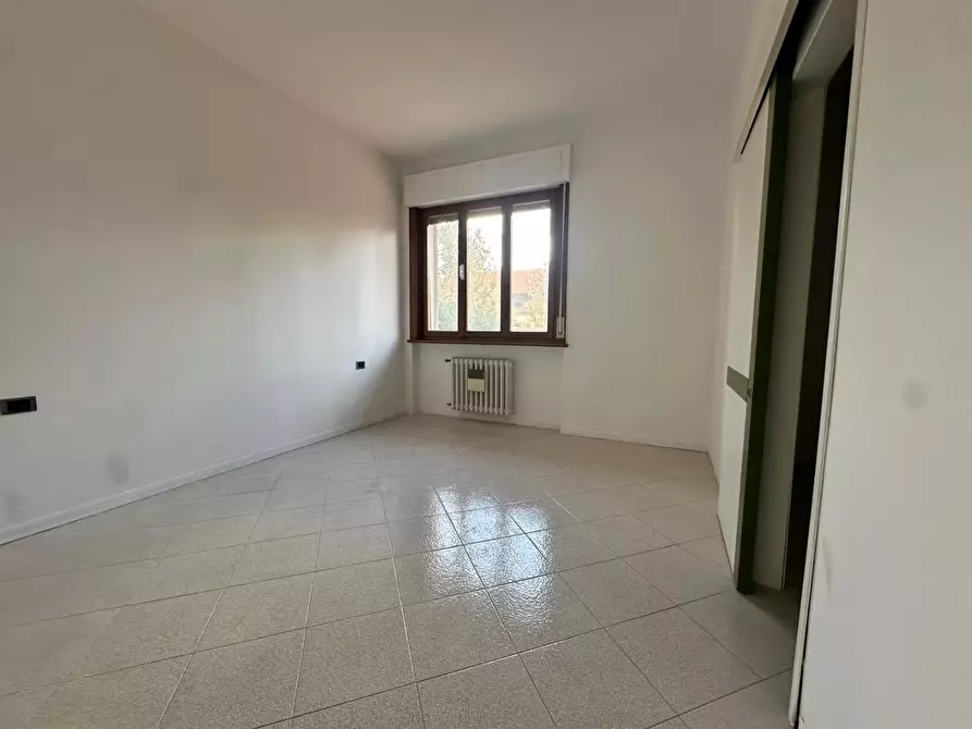 Immagine 16 di Appartamento in vendita  a Cecina