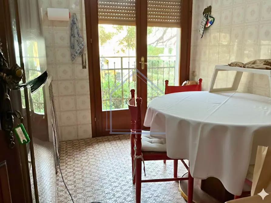 Immagine 2 di Appartamento in vendita  a Pietrasanta