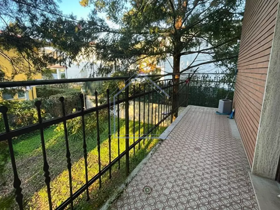 Immagine 16 di Appartamento in vendita  a Pietrasanta