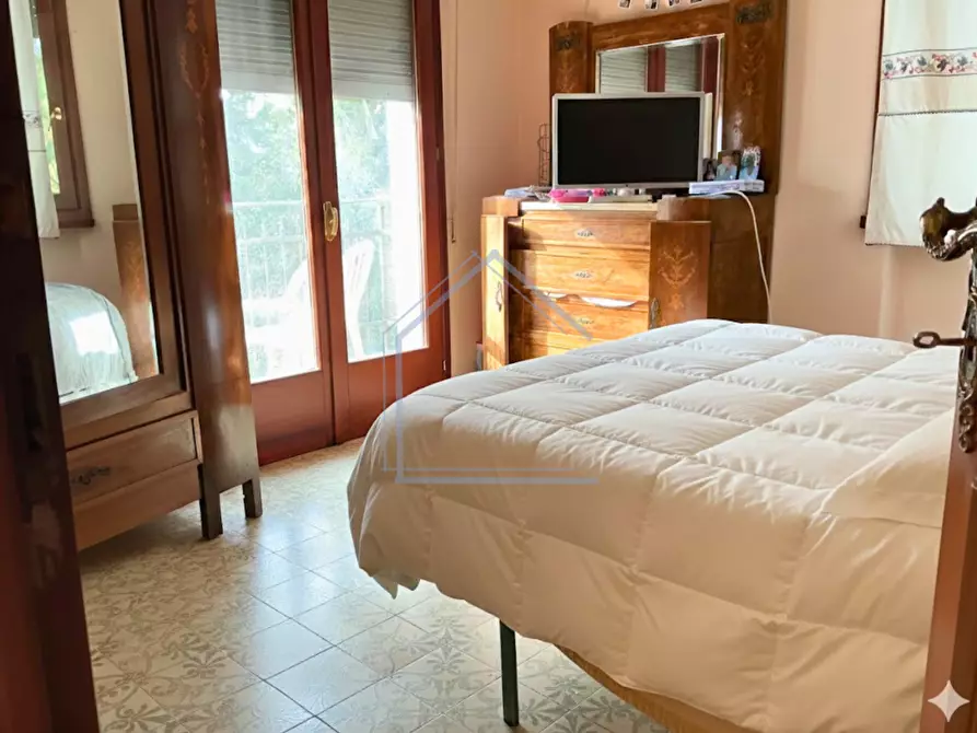 Immagine 6 di Appartamento in vendita  a Pietrasanta