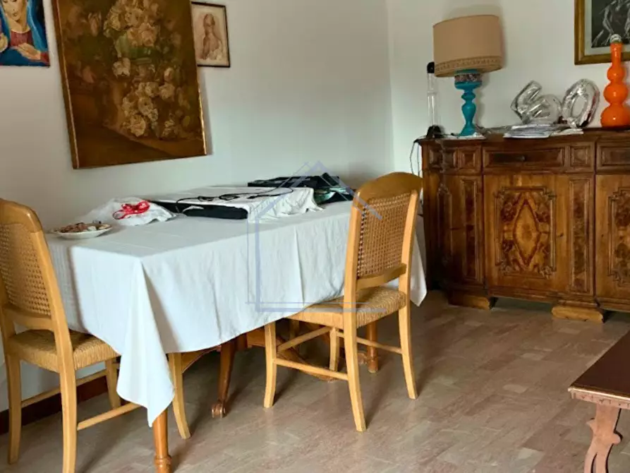 Immagine 10 di Appartamento in vendita  a Pietrasanta