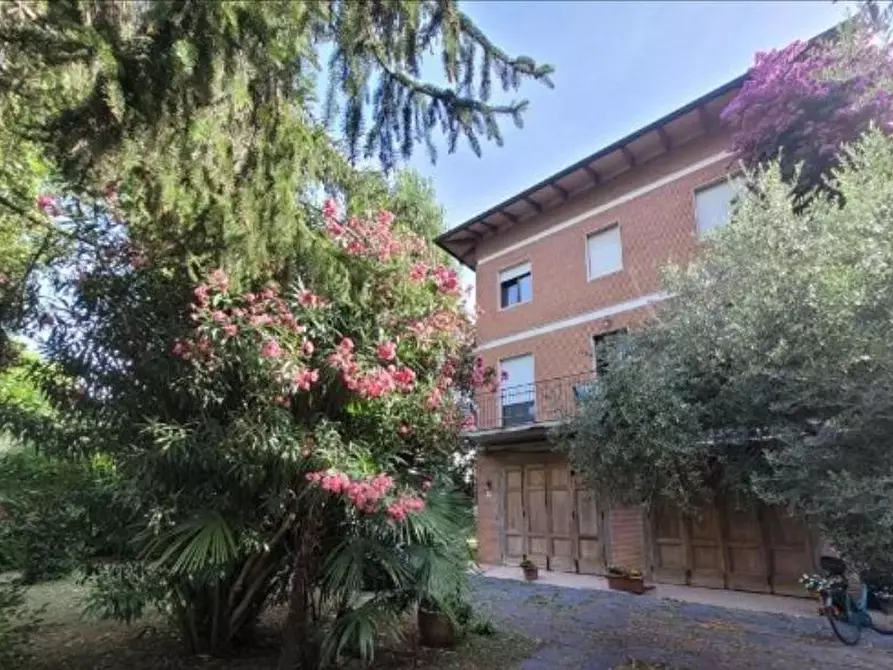 Immagine 13 di Appartamento in vendita  a Pietrasanta