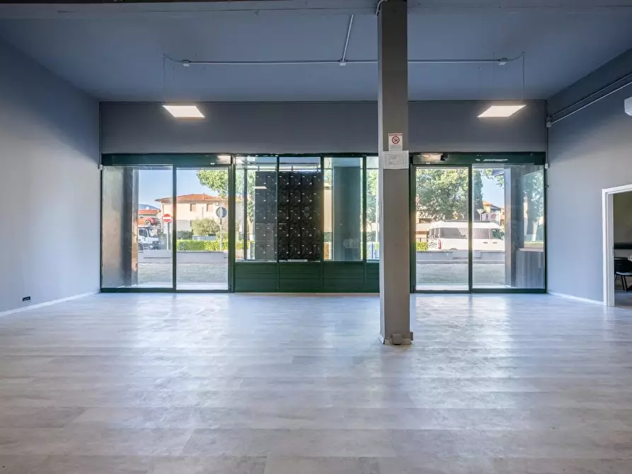 Immagine 28 di Capannone industriale in vendita  a Calcinaia
