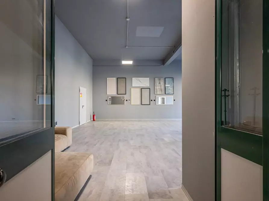 Immagine 27 di Capannone industriale in vendita  a Calcinaia