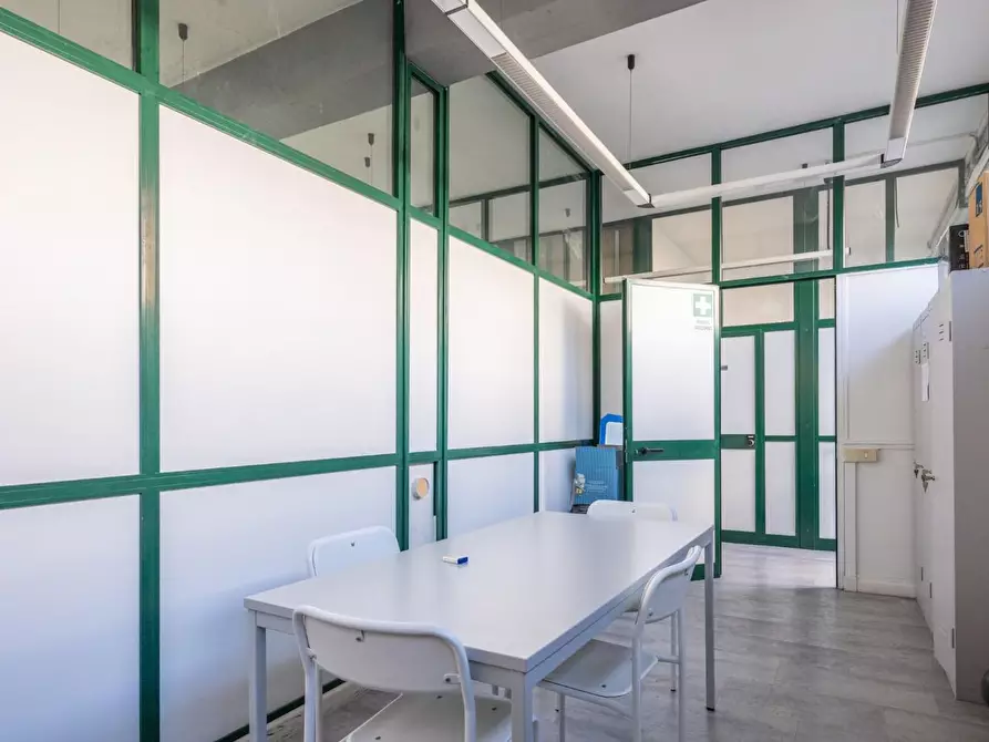 Immagine 25 di Capannone industriale in vendita  a Calcinaia