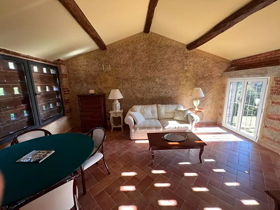 Immagine 22 di Rustico / casale in vendita  a Pietrasanta