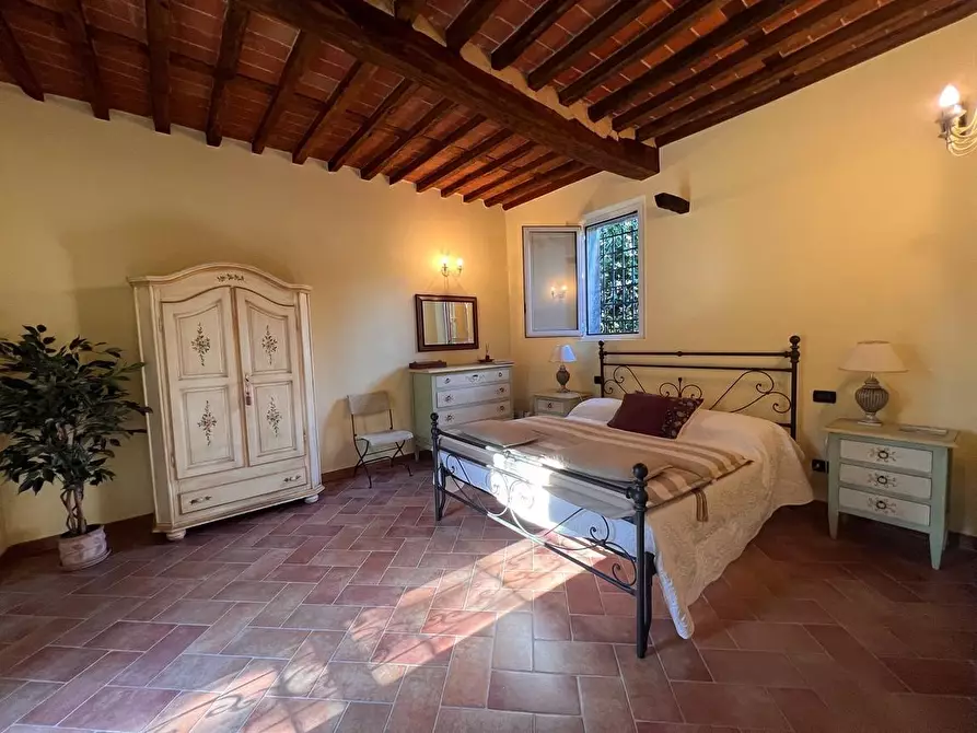 Immagine 11 di Rustico / casale in vendita  a Pietrasanta