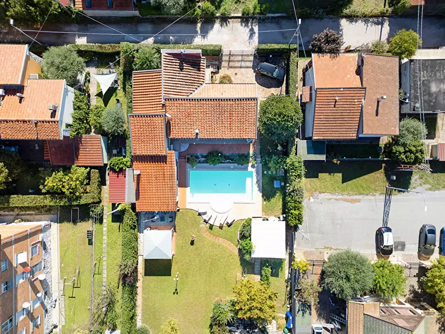 Immagine 5 di Villa in vendita  a Vicopisano