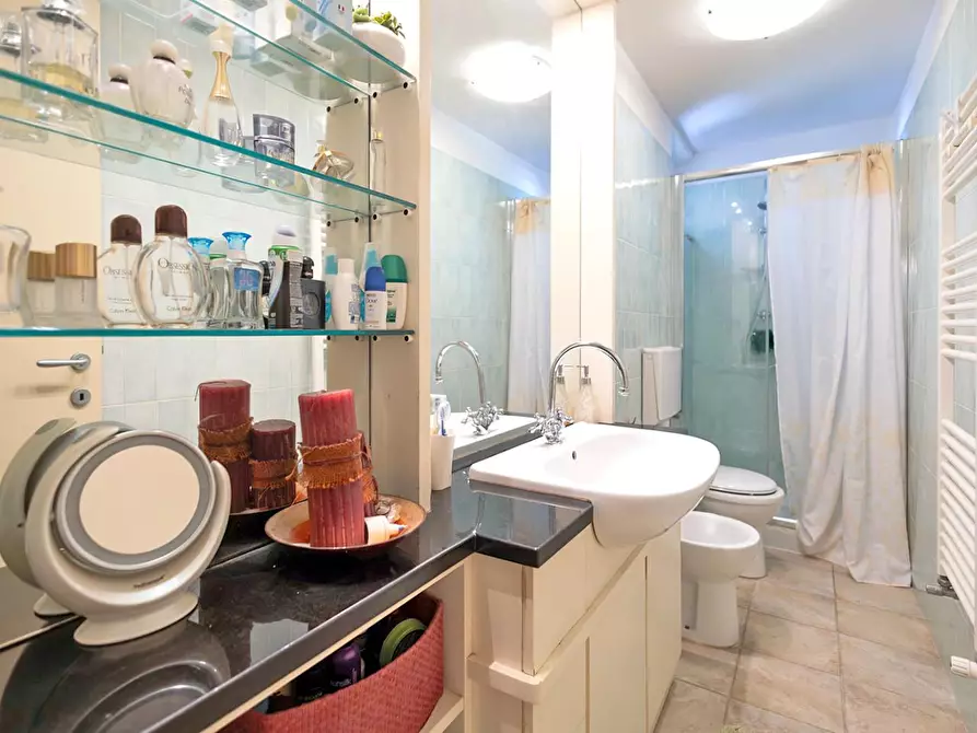 Immagine 22 di Villa in vendita  a Vicopisano