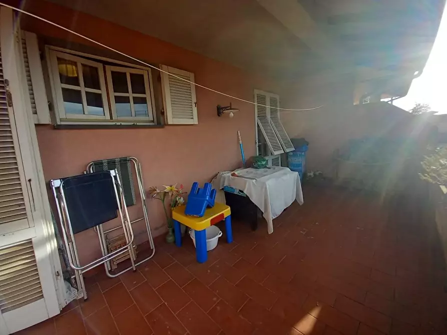 Immagine 22 di Casa quadrifamiliare in vendita  a Massa