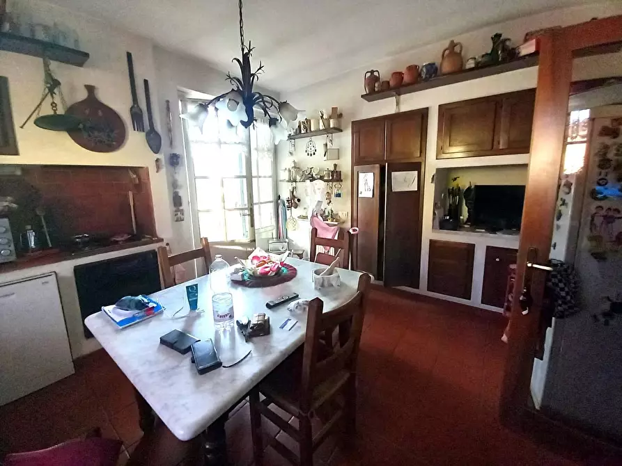 Immagine 6 di Casa quadrifamiliare in vendita  a Massa