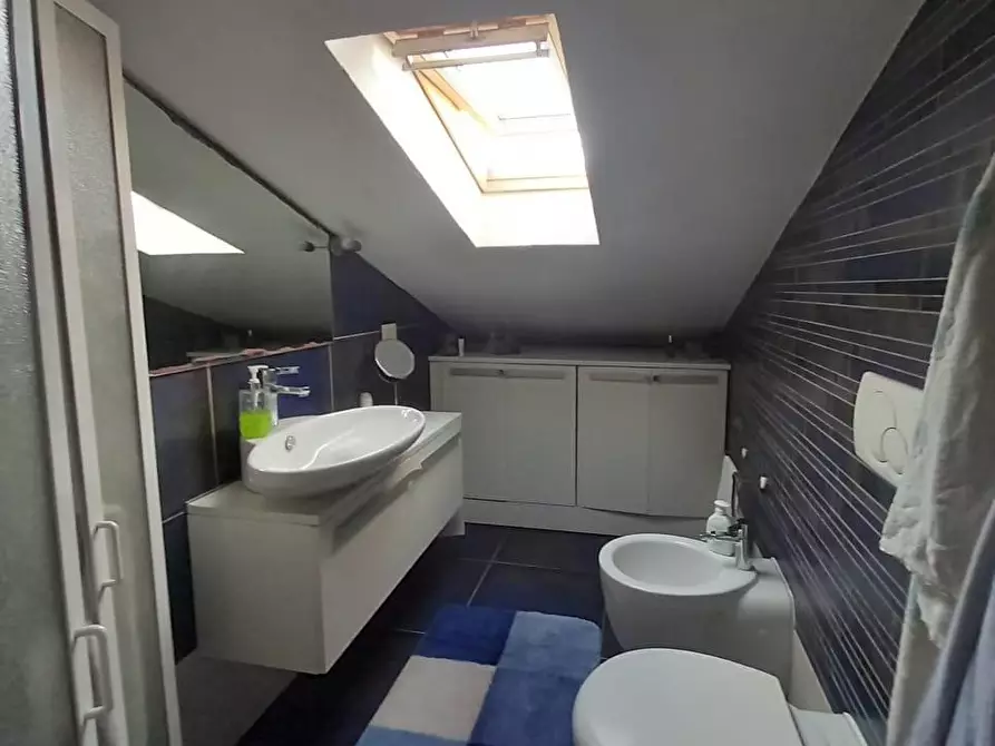 Immagine 20 di Casa quadrifamiliare in vendita  a Massa