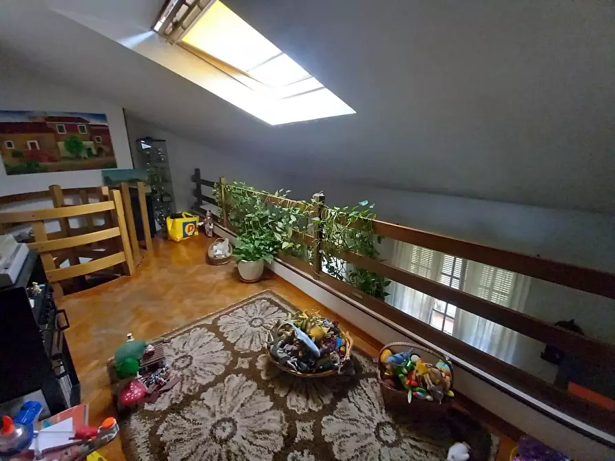 Immagine 15 di Casa quadrifamiliare in vendita  a Massa