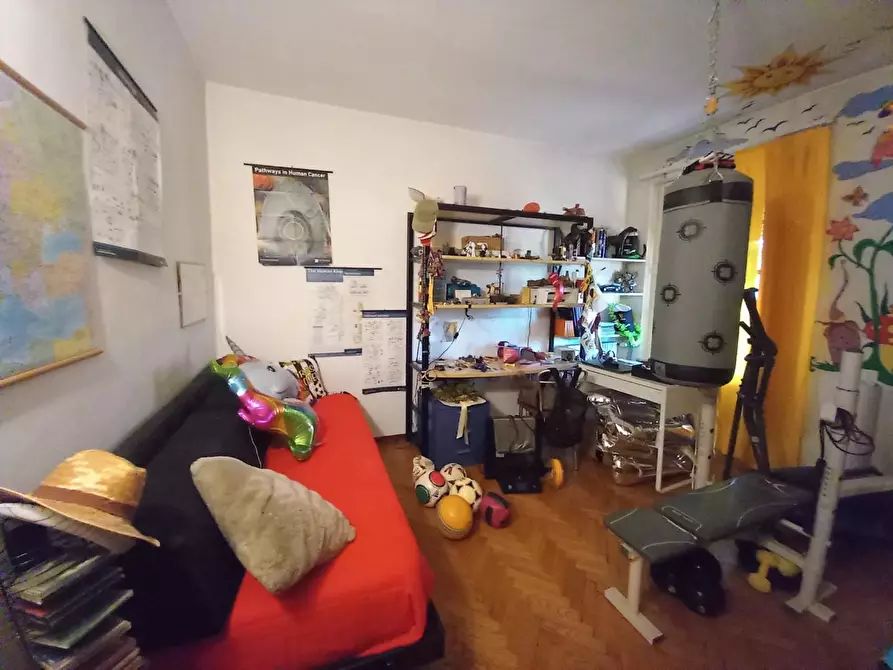 Immagine 11 di Casa quadrifamiliare in vendita  a Massa