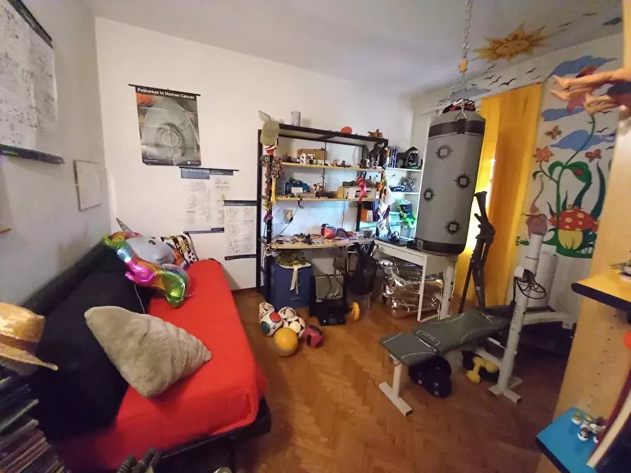 Immagine 10 di Casa quadrifamiliare in vendita  a Massa