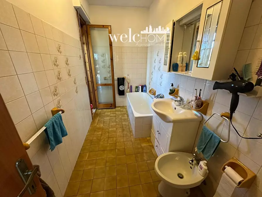 Immagine 30 di Appartamento in vendita  a Firenze