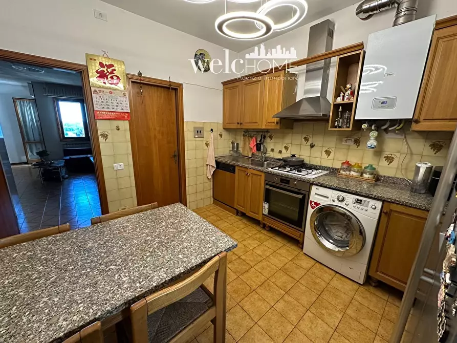 Immagine 6 di Appartamento in vendita  a Firenze