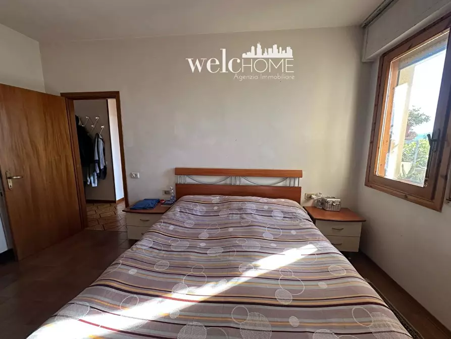 Immagine 10 di Appartamento in vendita  a Firenze