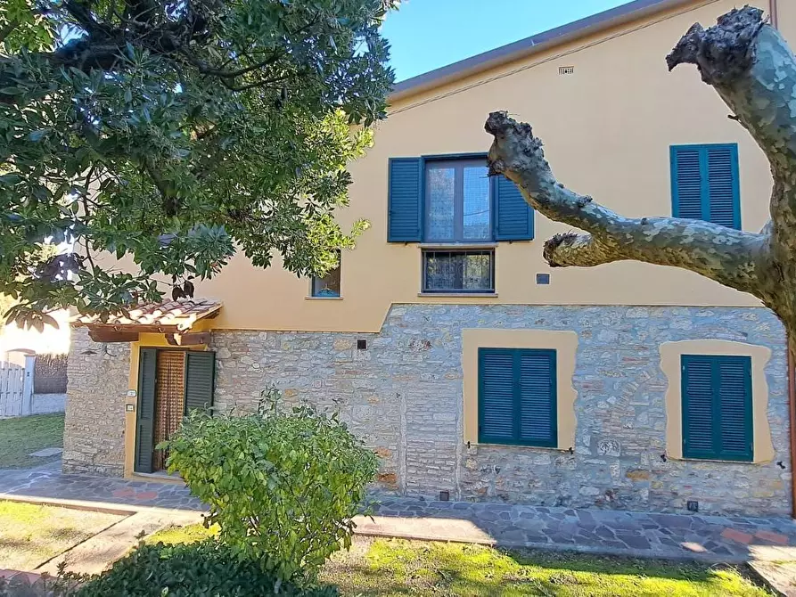 Immagine 2 di Terratetto in vendita  a Rosignano Marittimo