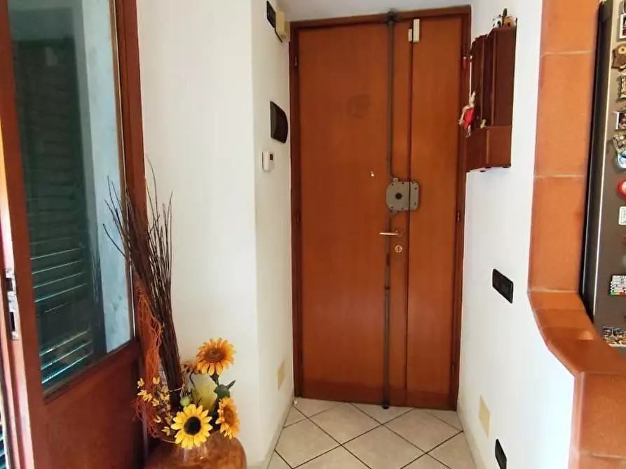 Immagine 21 di Appartamento in vendita  a Massa