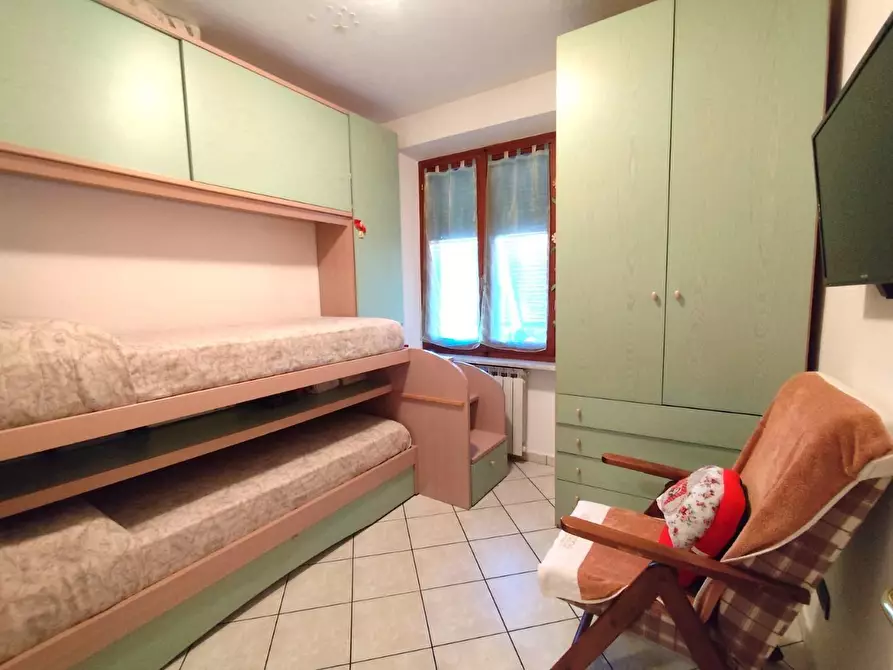 Immagine 13 di Appartamento in vendita  a Massa