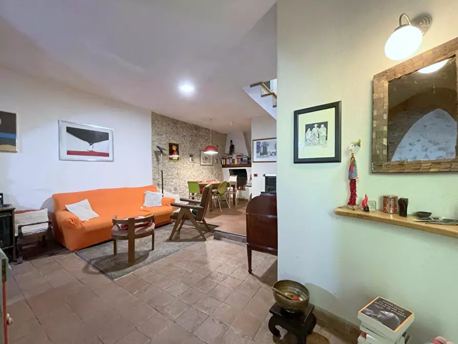 Immagine 2 di Terratetto in vendita  a Camaiore