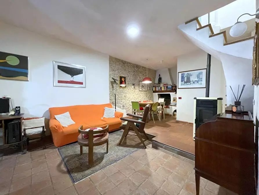 Immagine 3 di Terratetto in vendita  a Camaiore