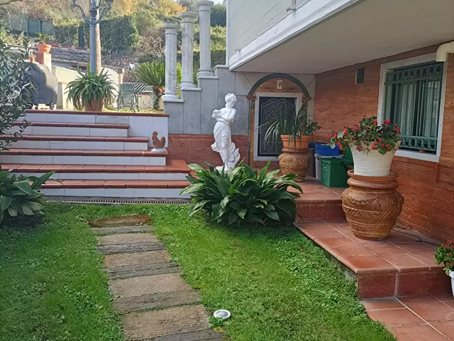 Immagine 15 di Casa bifamiliare in vendita  a Carrara