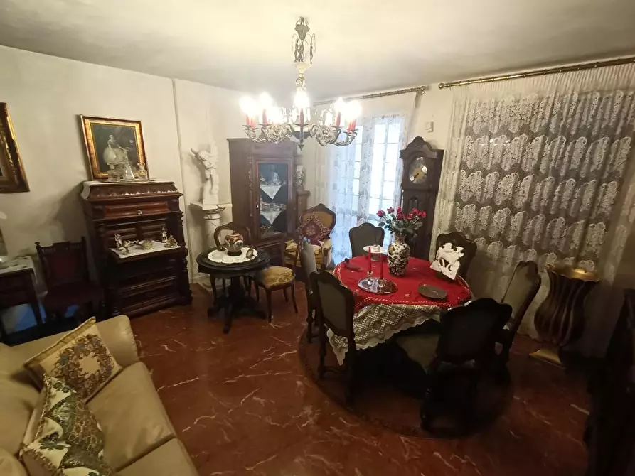 Immagine 29 di Casa bifamiliare in vendita  a Carrara