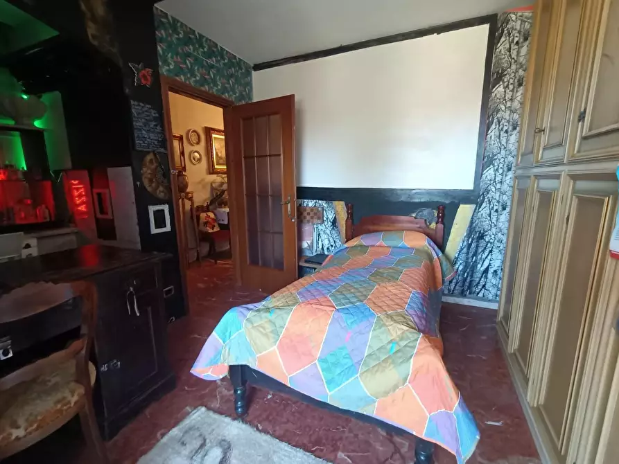 Immagine 30 di Casa bifamiliare in vendita  a Carrara