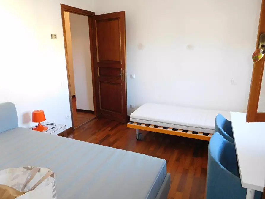 Immagine 10 di Appartamento in affitto  a Pisa