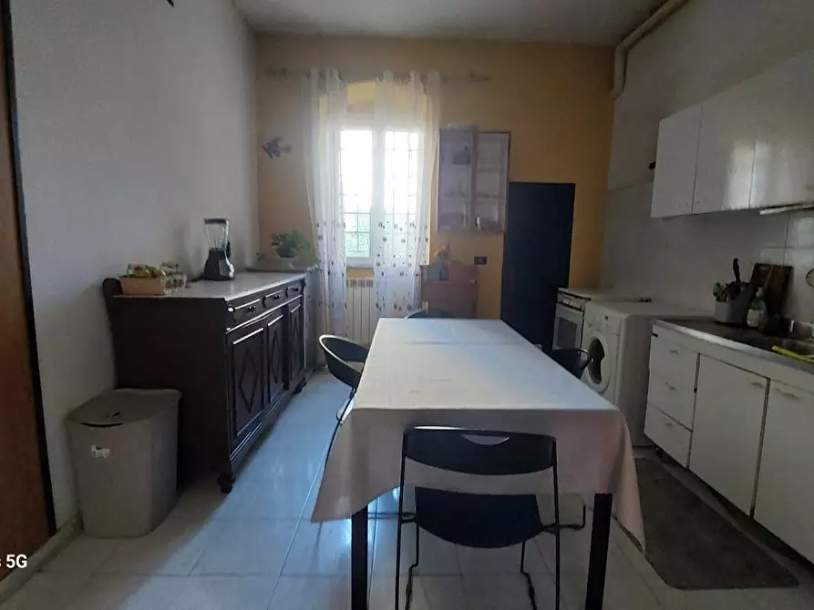 Immagine 8 di Appartamento in vendita  a Livorno