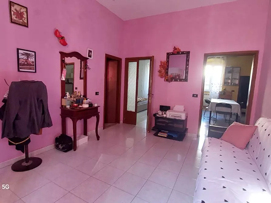 Immagine 5 di Appartamento in vendita  a Livorno