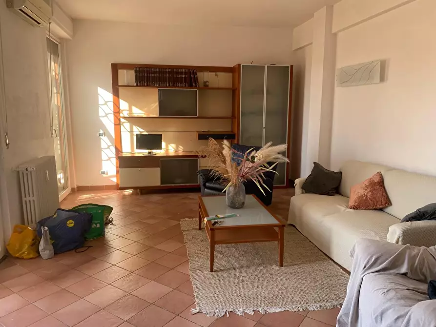 Immagine 14 di Appartamento in affitto  a Livorno