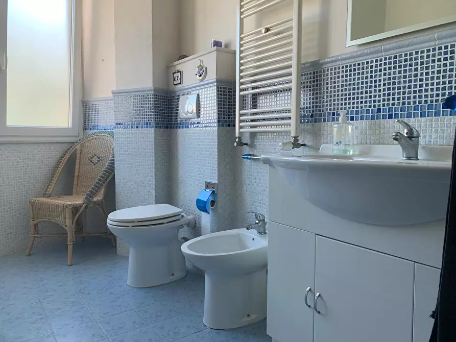 Immagine 2 di Appartamento in affitto  a Livorno