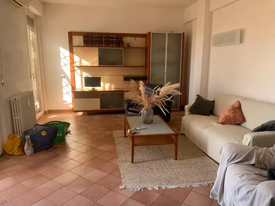 Immagine 1 di Appartamento in affitto  a Livorno