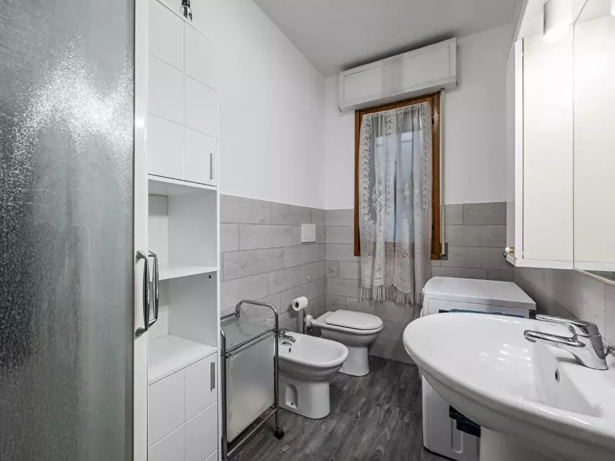 Immagine 16 di Appartamento in vendita  a Castel San Pietro Terme