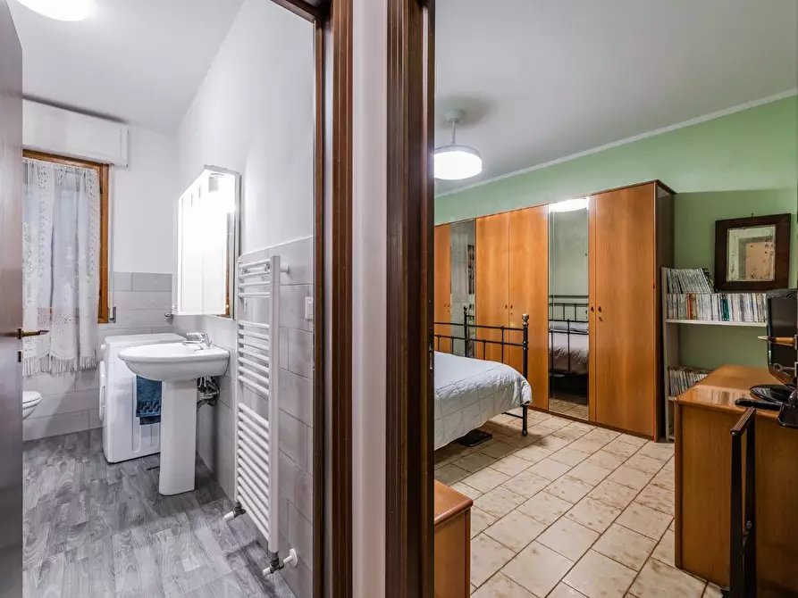 Immagine 9 di Appartamento in vendita  a Castel San Pietro Terme