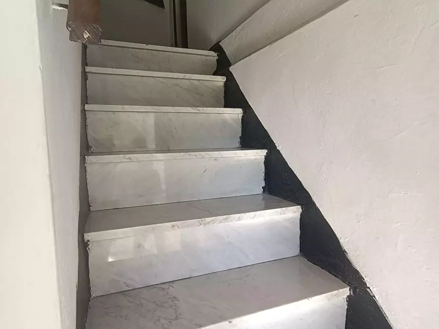 Immagine 21 di Terratetto in vendita  a Carrara