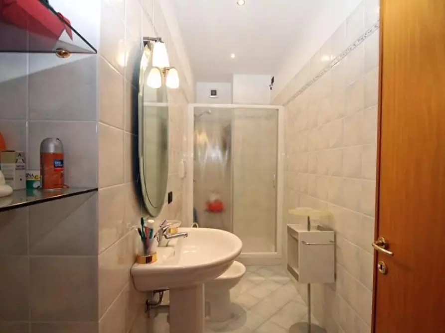 Immagine 8 di Appartamento in vendita  a Castelnuovo Berardenga