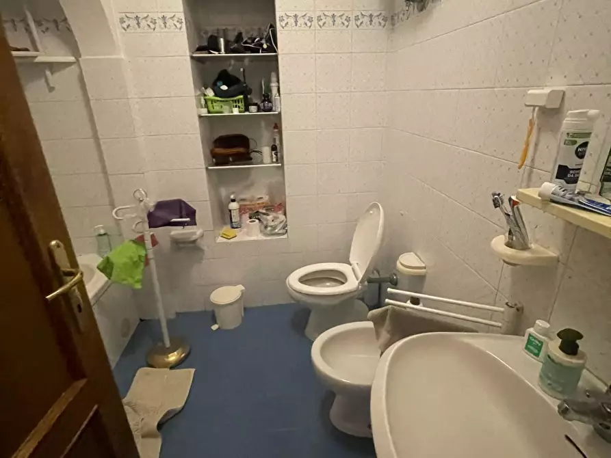 Immagine 7 di Appartamento in vendita  a Siena